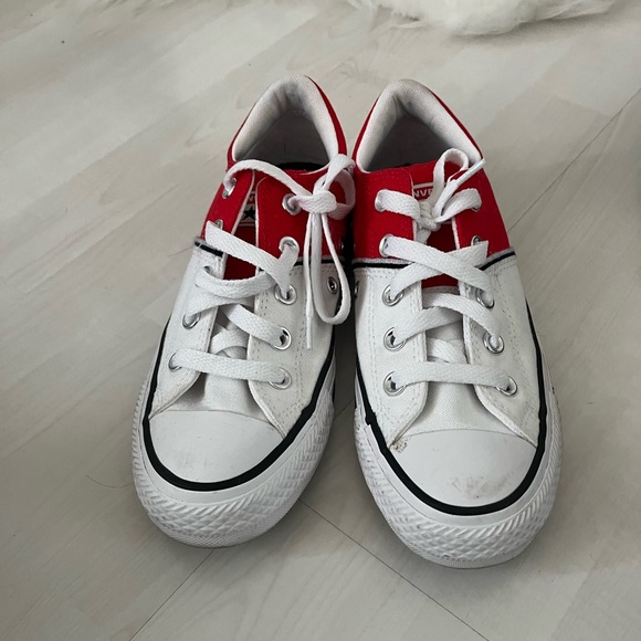 Gently Used Red Converse Ctas Classic Low Top Sneakers Woman’s Size 6 Canvas - Picture 5 of 9